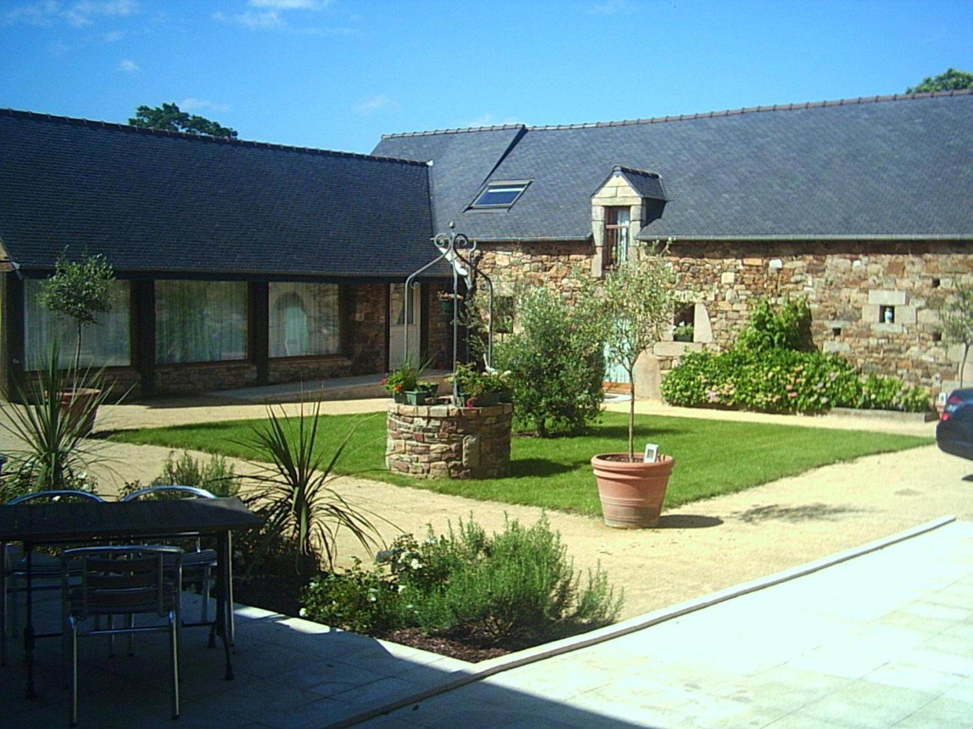 Les Chambres D'Hotes D'Adele Quemper-Guezennec Bagian luar foto